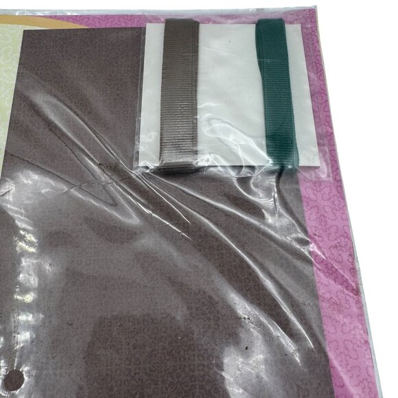 Friends Forever Scrapbook Kit With Pink Background Circle Design & Ribbon - Picture 2 of 2